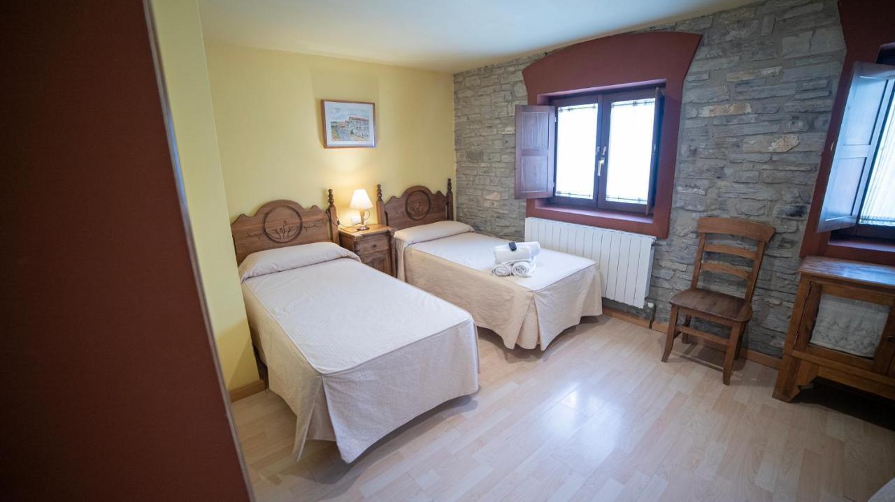 Hotel Rural Los Cerezos De Yanguas Екстер'єр фото