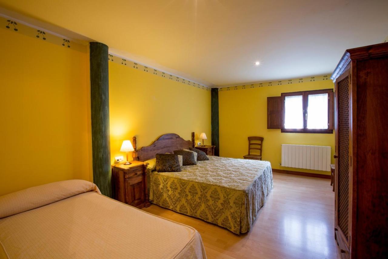 Hotel Rural Los Cerezos De Yanguas Екстер'єр фото