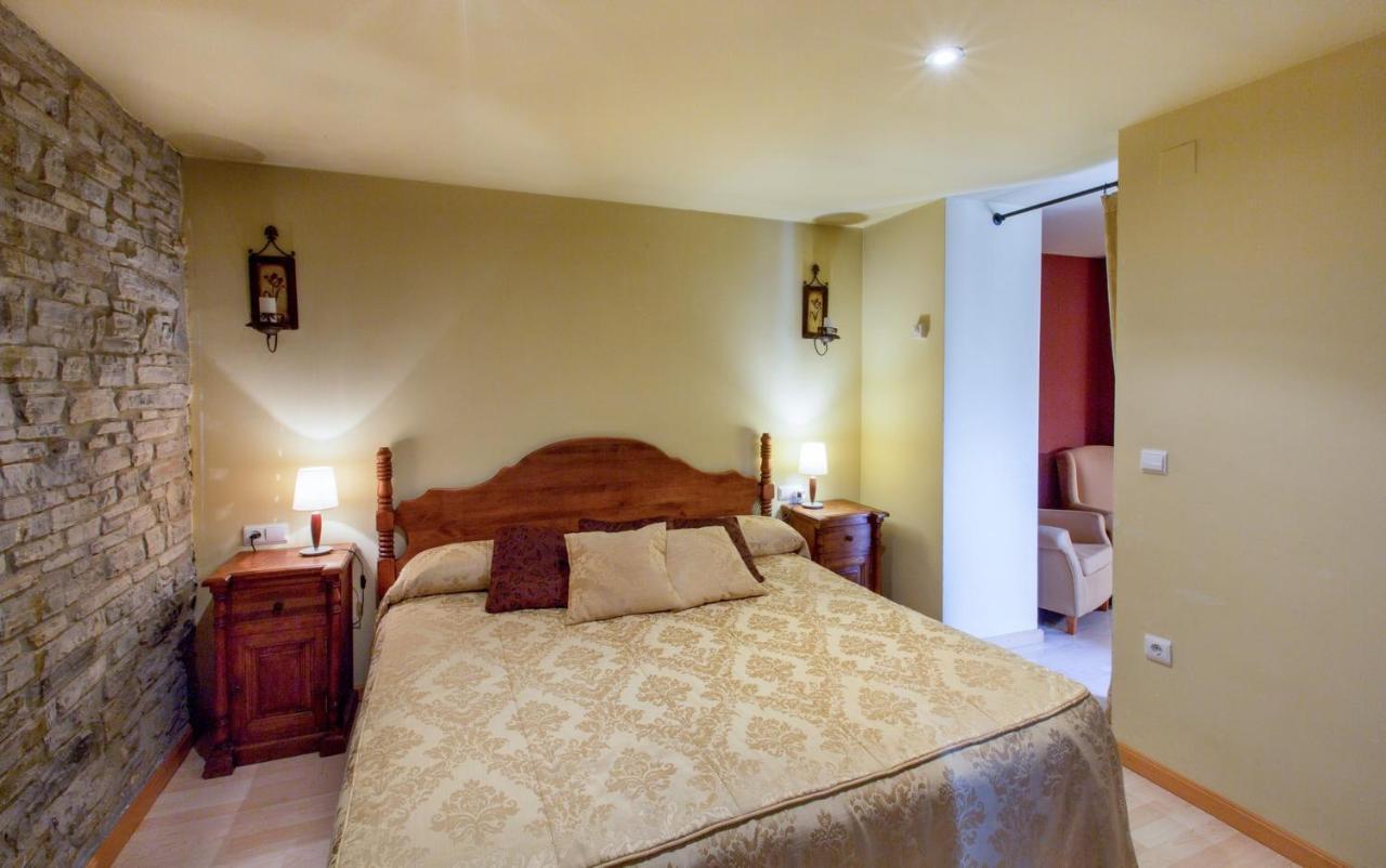 Hotel Rural Los Cerezos De Yanguas Екстер'єр фото