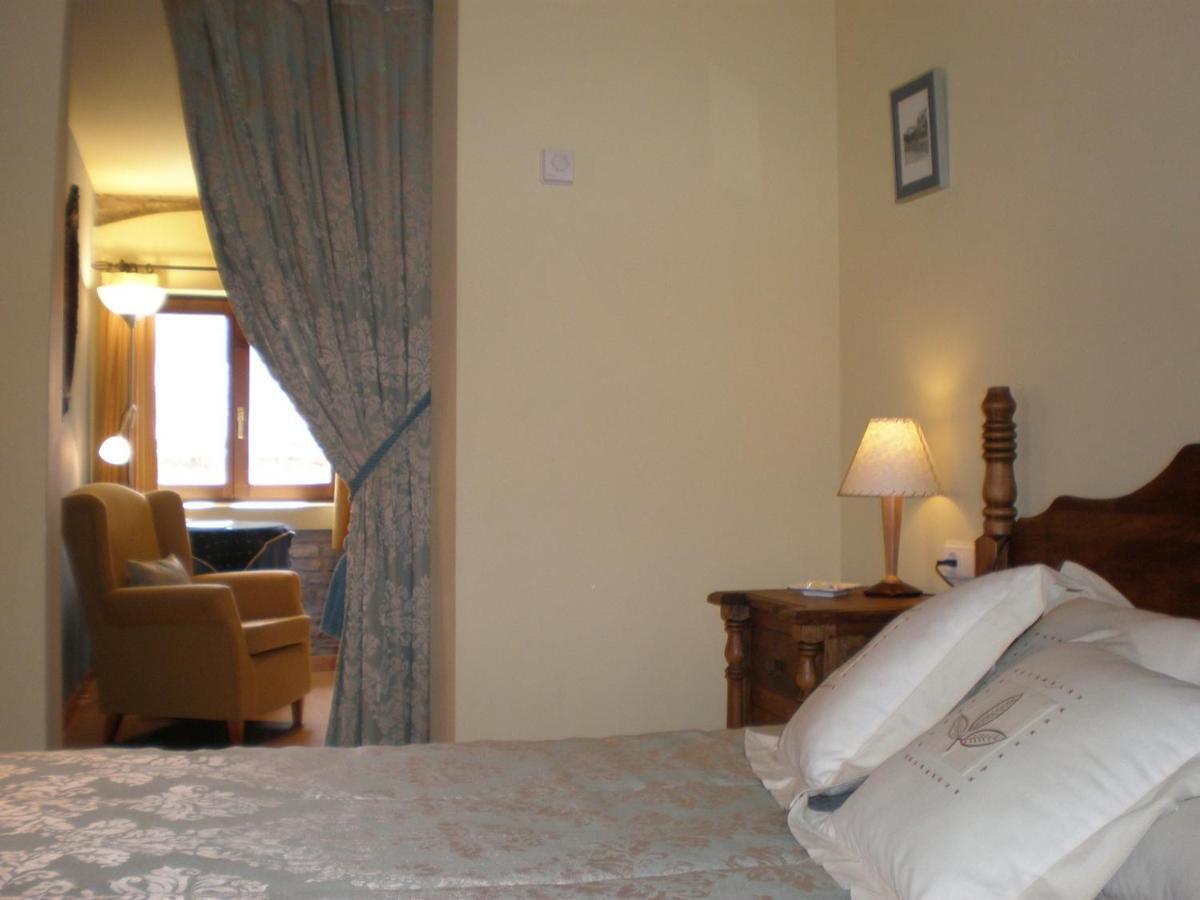 Hotel Rural Los Cerezos De Yanguas Екстер'єр фото
