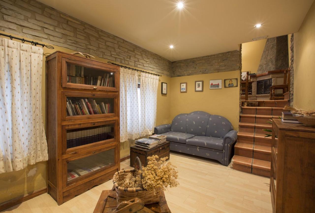 Hotel Rural Los Cerezos De Yanguas Екстер'єр фото